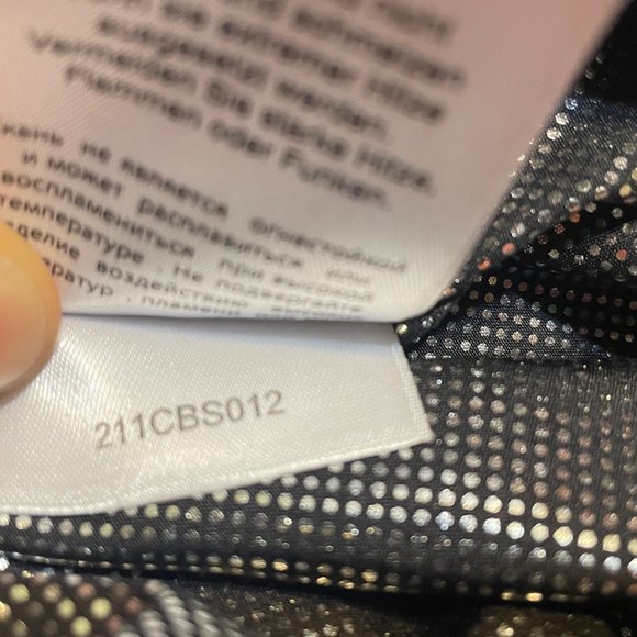 Columbia Hooded Red 700 Down Fill Jacket - Large - Picture 15 of 16